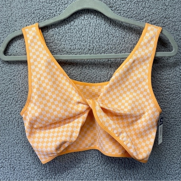 New No Boundaries Juniors Seamless Reversible Twist Bralette Sz 3XL Peach Jelly - Picture 2 of 7